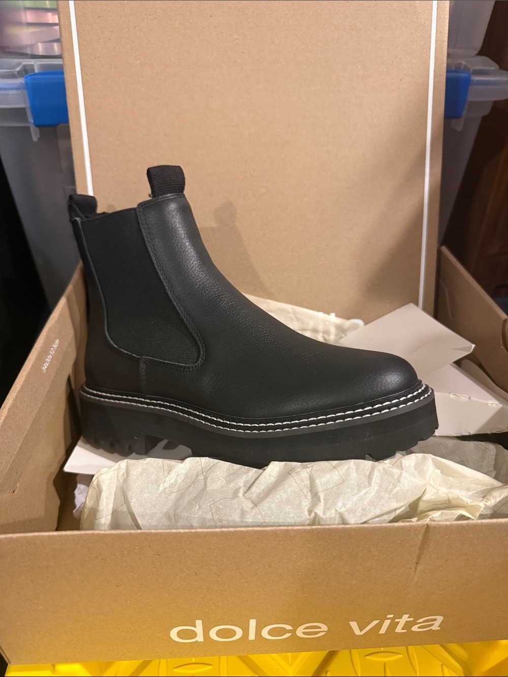 Dolce Vita Women’s Black Chelsea Lug Boot